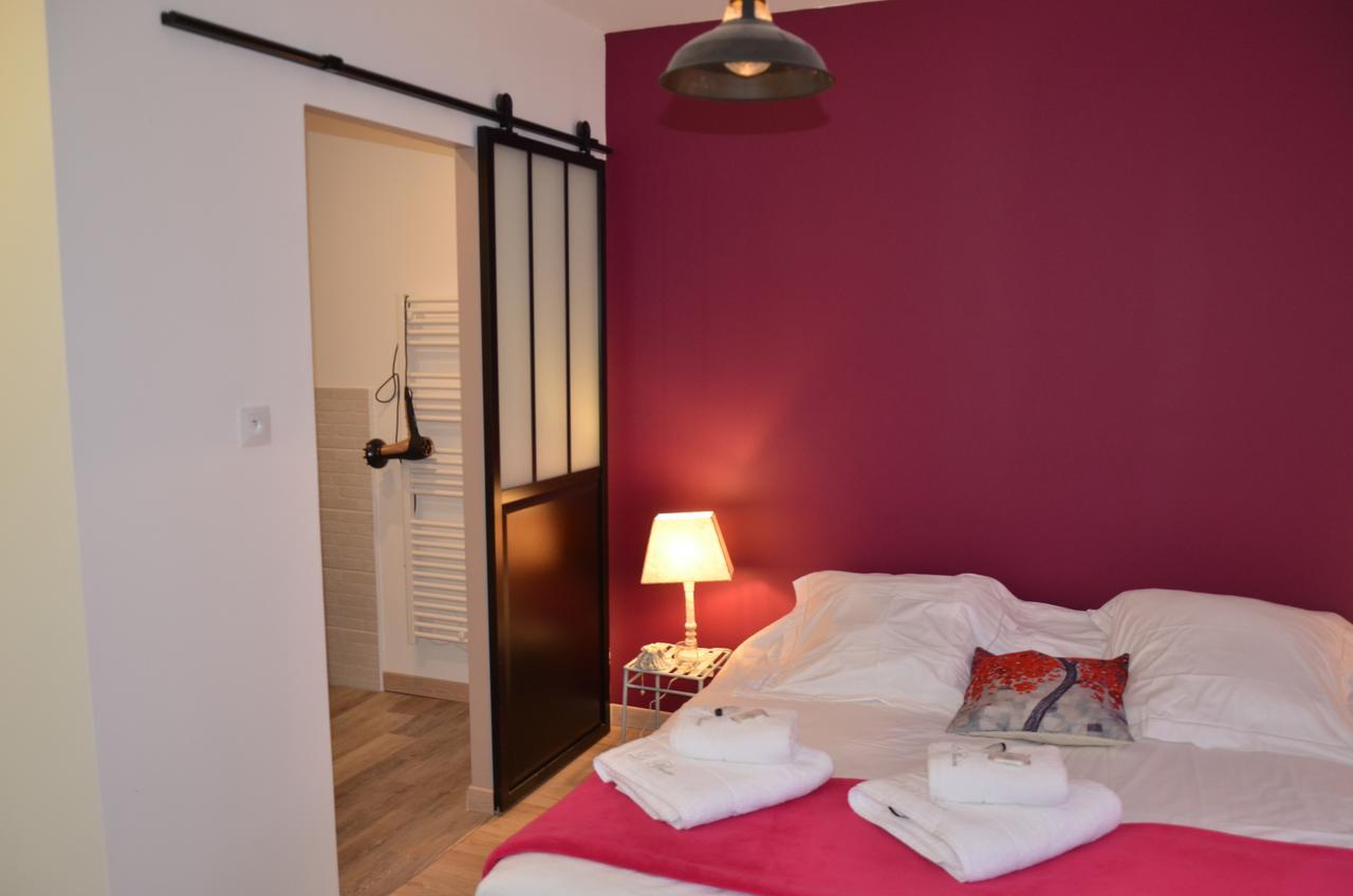 La Pommeraie-sur-Sèvre Le Moulin De Charin Bed & Breakfast エクステリア 写真