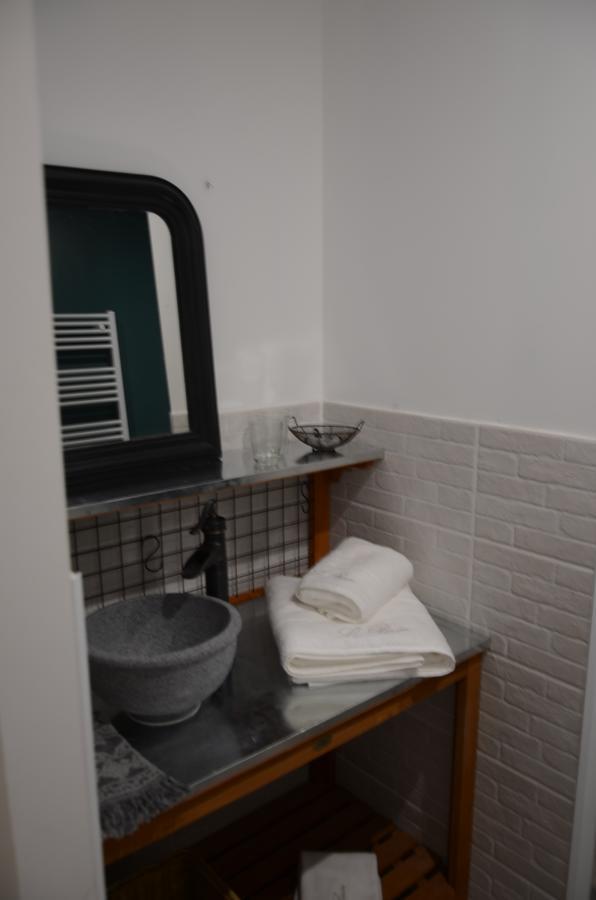 La Pommeraie-sur-Sèvre Le Moulin De Charin Bed & Breakfast エクステリア 写真